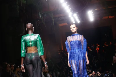 Look 19
